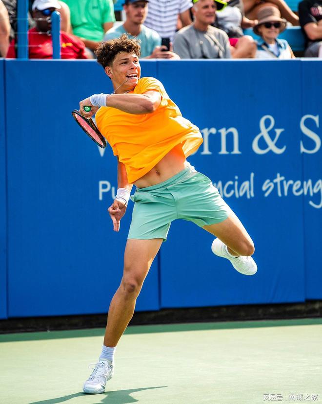 起到关键作 起到关键作